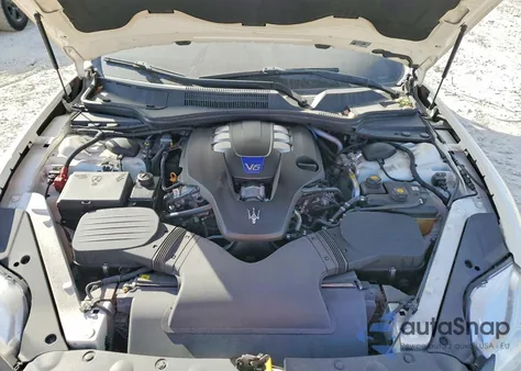 2014 Maserati Quattroporte S z USA, uszkodzony, nr VIN ZAM56RRA6E1097495